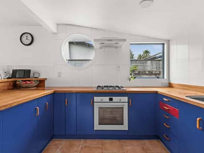 285 Clifton Road, Te Awanga