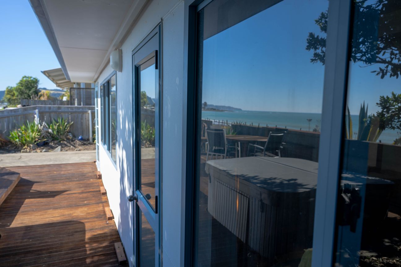 Beachfront - Designed for Real Living - Więcej