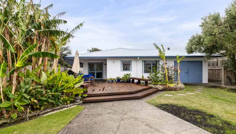 285 Clifton Road, Te Awanga