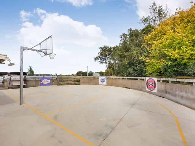 1059 Rangitikei Line, Newbury