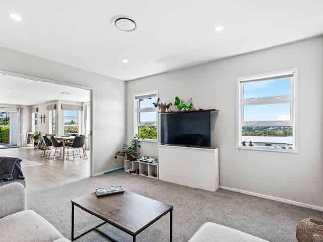 106 Solan Drive, Waimauku