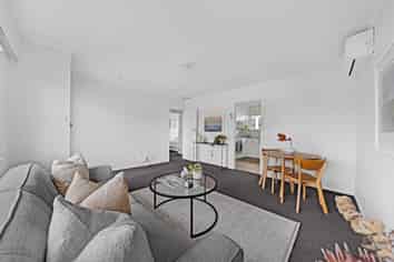 1/104 Titirangi Road, New Lynn