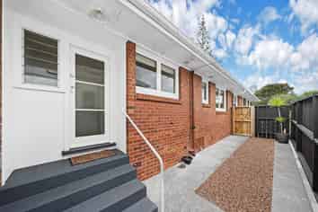 1/104 Titirangi Road, New Lynn