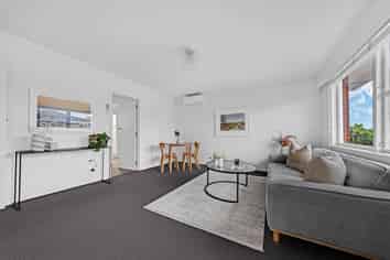 1/104 Titirangi Road, New Lynn