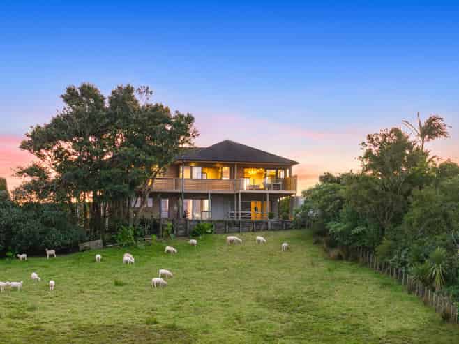 299 Sharp Road, Matakana