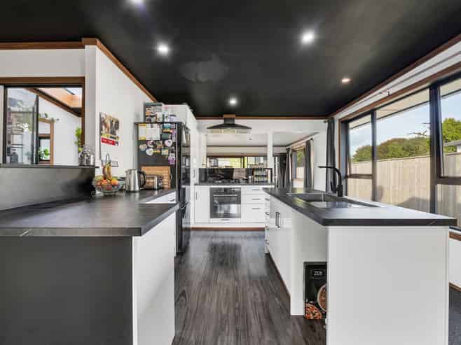 124 Miranda Street, Stratford