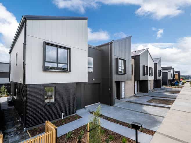 14 Waka Moana Drive, Hobsonville