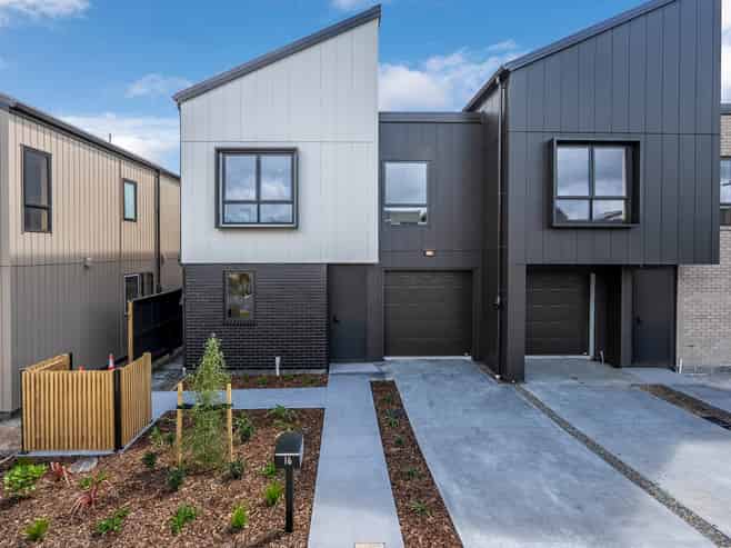 14 Waka Moana Drive, Hobsonville