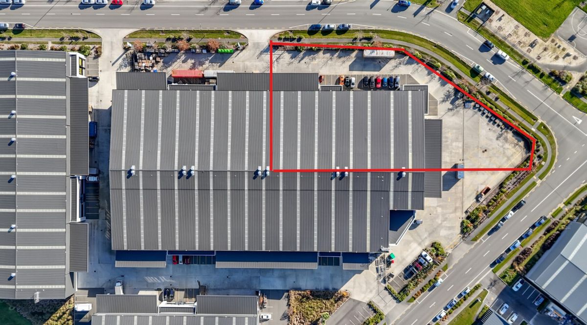 Large Secure Yard with Warehouse & Office to Match
