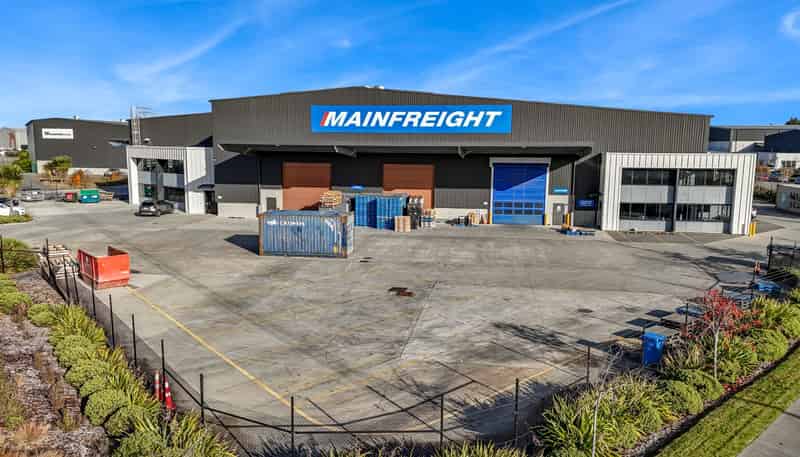 Option 4/8 Islington Avenue, Islington