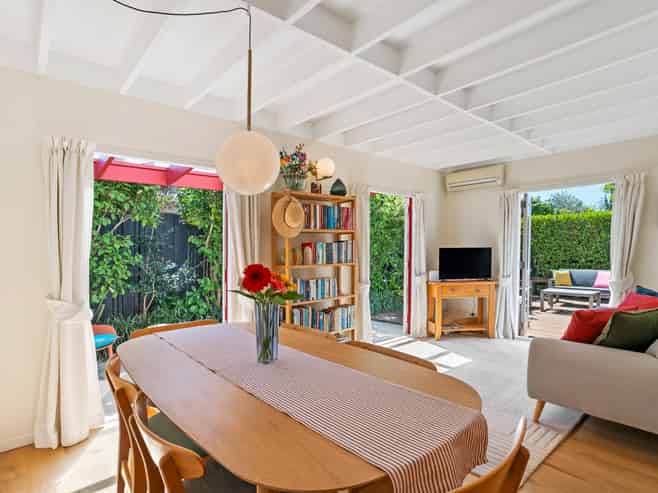 9B Eden View Road, Sandringham