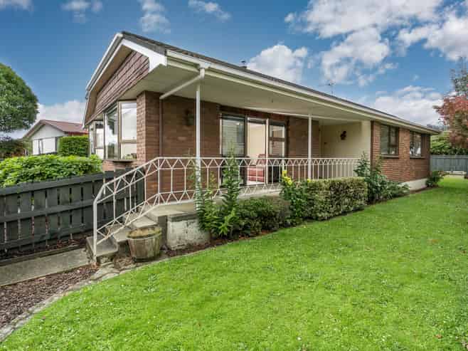 1 Windsor Place, Mosgiel