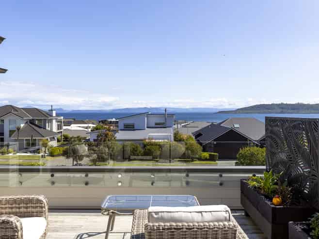 26 Ernest Kemp Rise, Wharewaka