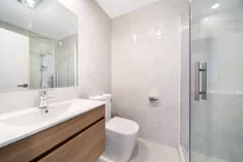 6/2A Mantra road, Massey