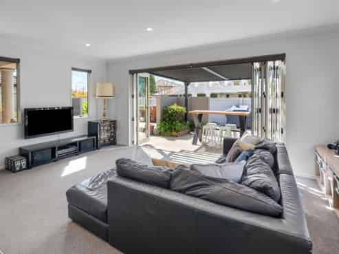 12 Annaby Drive, Northwood