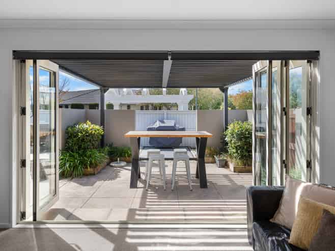 12 Annaby Drive, Northwood