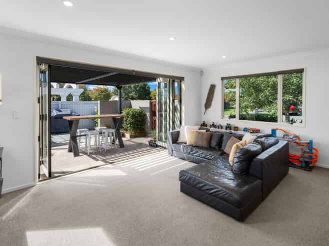 12 Annaby Drive, Northwood