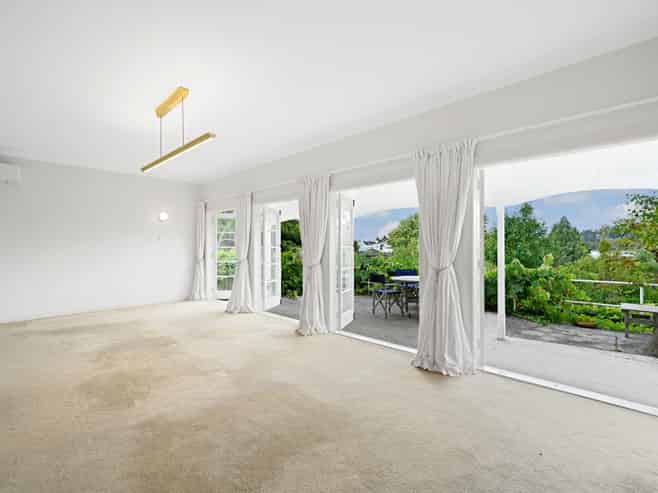 112 Lake Crescent, Hamilton Lake