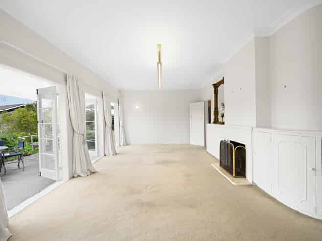 112 Lake Crescent, Hamilton Lake