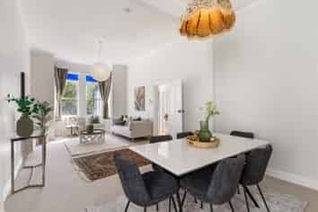 2 Melrose Crescent, Melrose