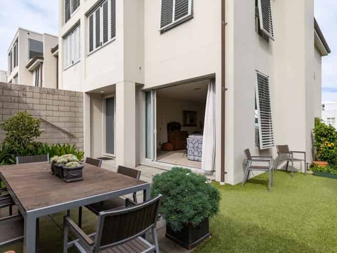 19F St Stephens Avenue, Parnell