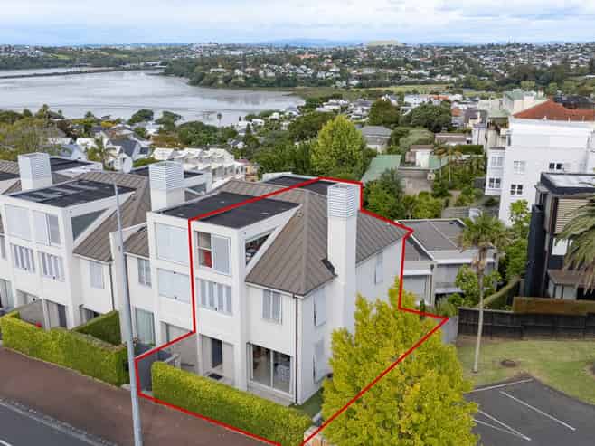 19F St Stephens Avenue, Parnell