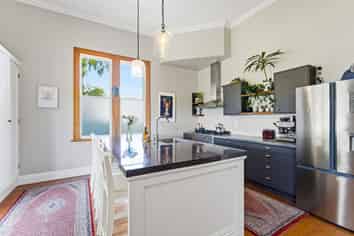 12 Campbell Street, Whanganui Central