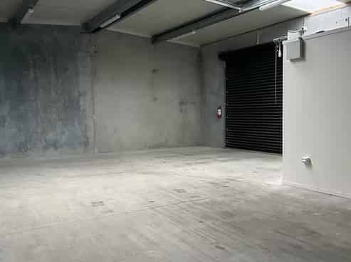 Small warehouse with office in Rolleston