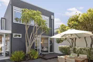 10 Boardwalk Lane, Seatoun