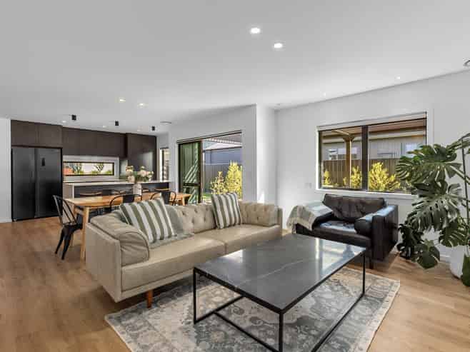 9 Swan Street, Lake Hawea