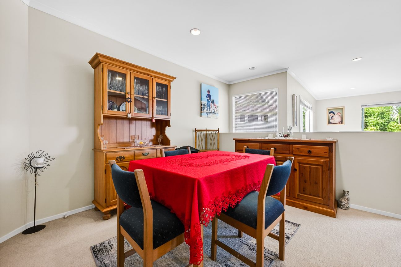 Quiet, Central, and Privately Tucked Away! - Fler