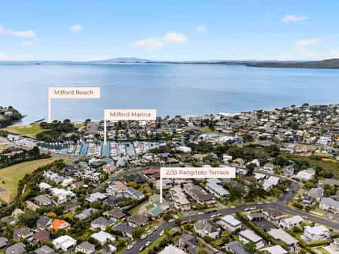 2/35 Rangitoto Terrace, Milford