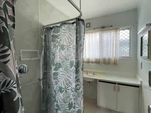 2/ Cliff Road, Tauranga Central