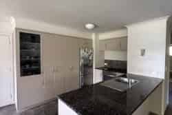 2/98A Riverside Road, Whataupoko