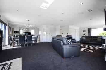 2 Ludlow Drive, Huntingdon