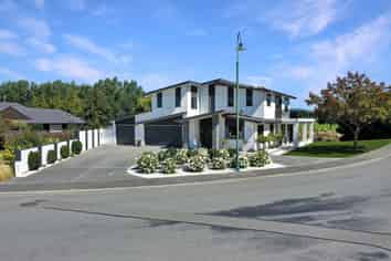 2 Ludlow Drive, Huntingdon