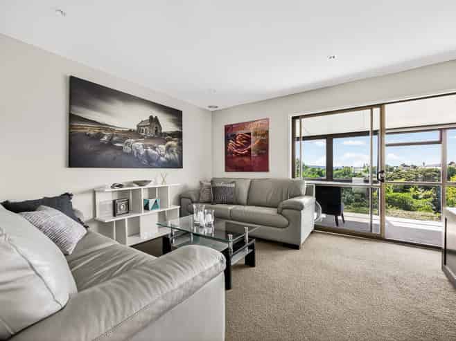 23 Marae Road, Greenhithe