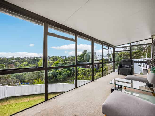 23 Marae Road, Greenhithe