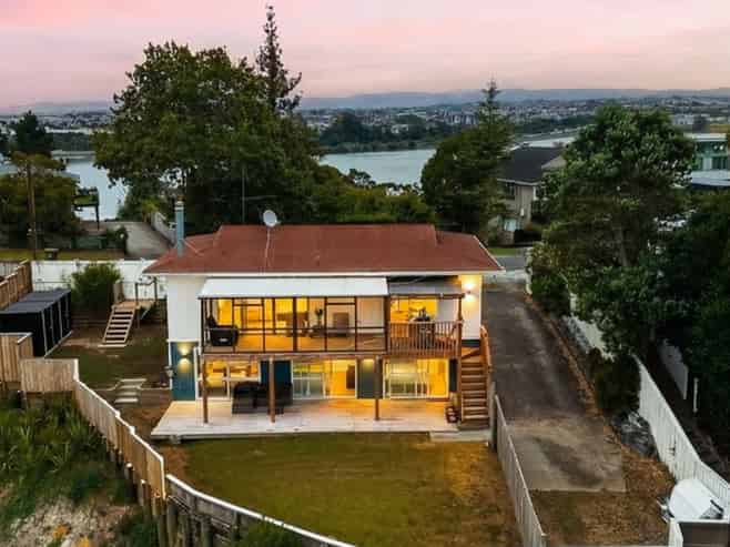 23 Marae Road, Greenhithe