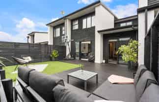 296 Jack Lachlan Drive, Beachlands