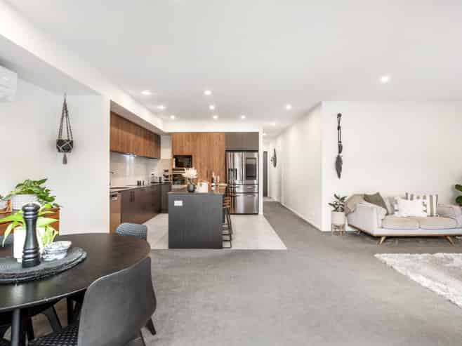 296 Jack Lachlan Drive, Beachlands