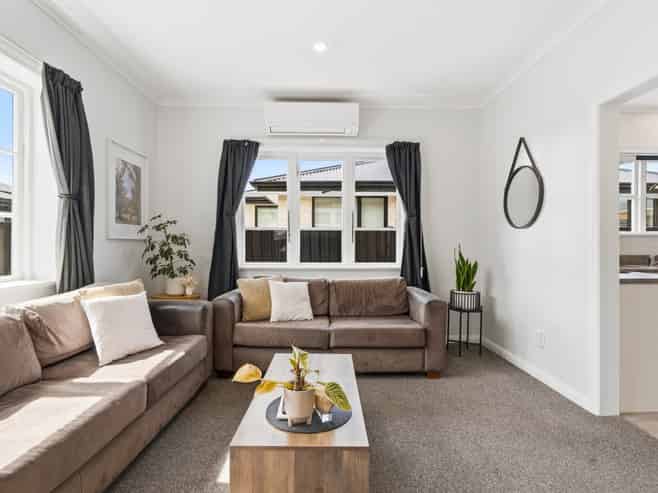 5 Queen Street, Mosgiel