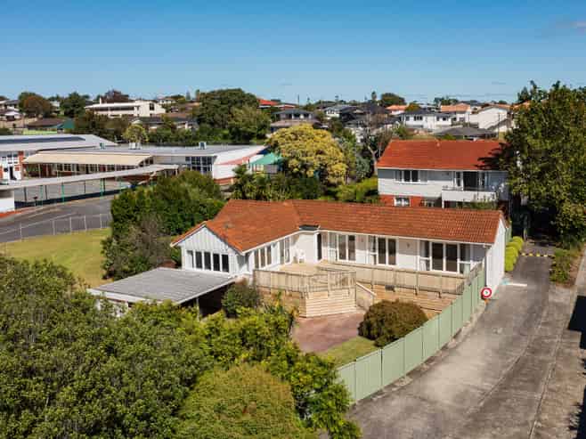 42 Bolton Street, Blockhouse Bay