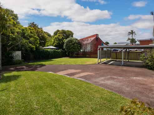 42 Bolton Street, Blockhouse Bay