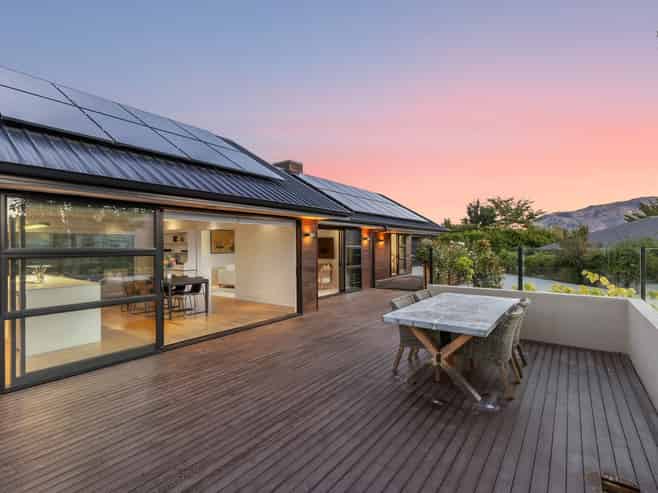 14 Islington Street, Wanaka