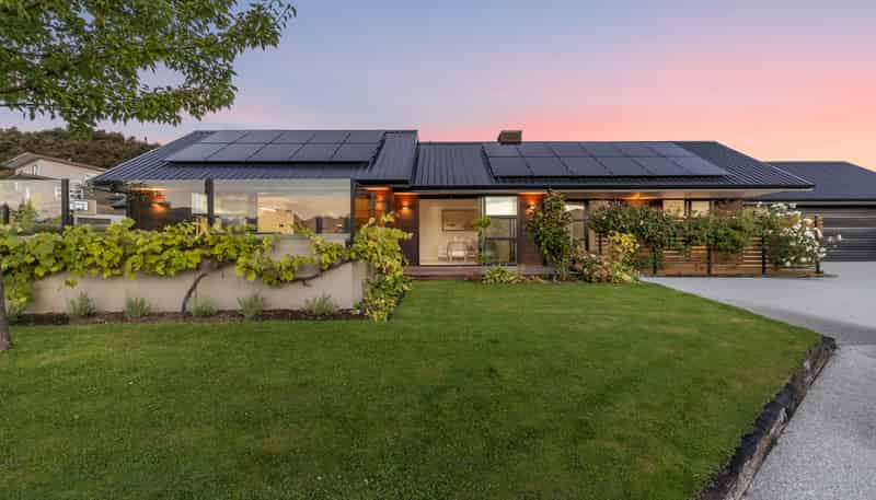 14 Islington Street, Wanaka