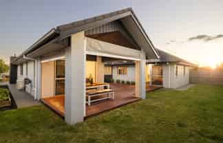 5 Kapua Crescent, Rototuna North