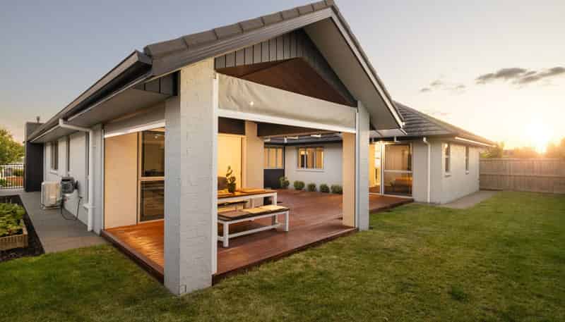 5 Kapua Crescent, Rototuna North