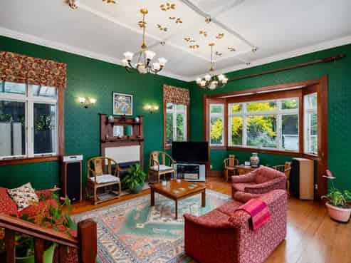 31 Lloyd Avenue, Mount Albert