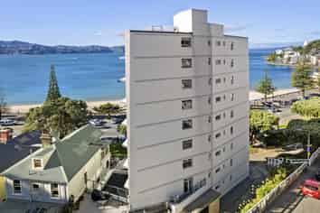 9/202 Oriental Parade, Oriental Bay